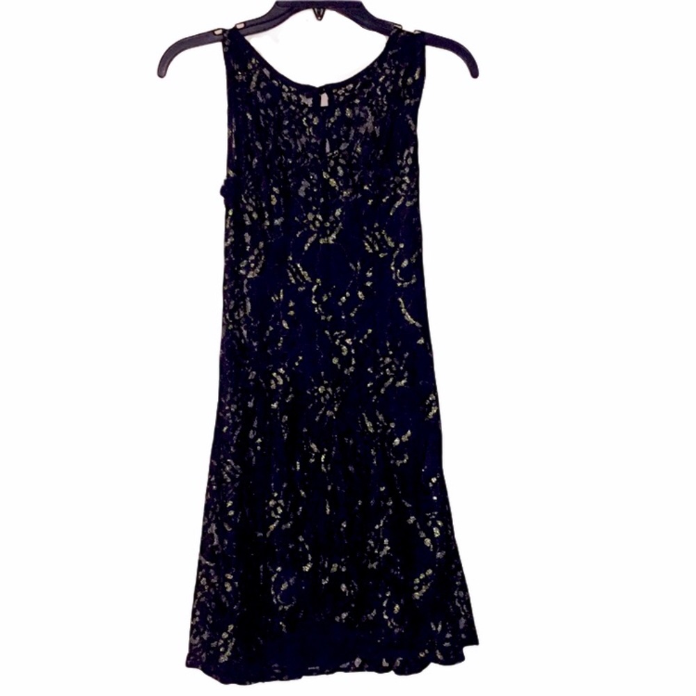🛍4/$20🛍 Black and Gold Lace Dress - Picture 5 of 7